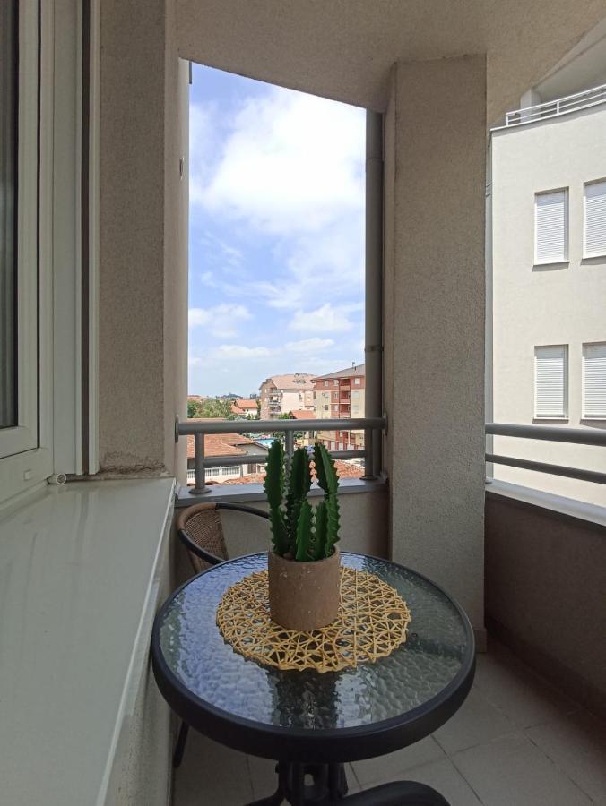 RoyalWing apartman Jagodina Eksteriør billede